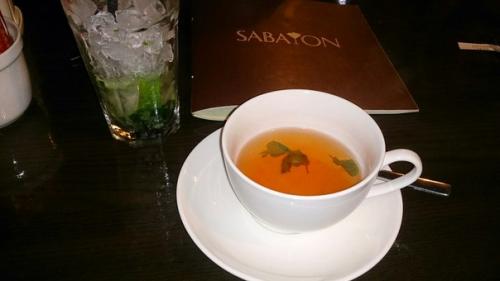 Хочу поделиться своими впечатлениями о новом кафе в центре города Sabayon. 03