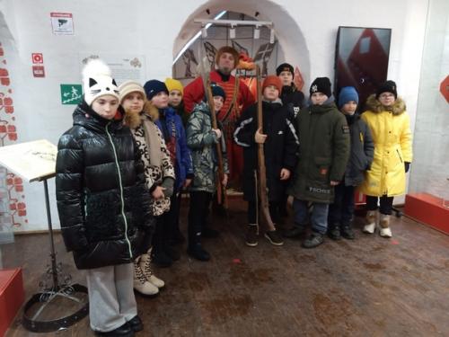 3 декабря 2022 года 4 а класс совершил поездку в город Смоленск. 06