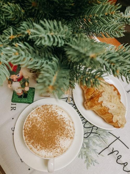 Доброе утро!  Немного новогодней сказки от нашей подписчицы Вики. 02