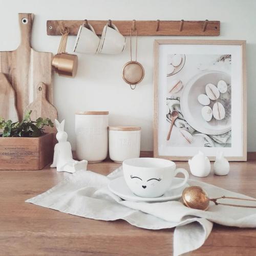 Стильный и уютный интерьер с обилием деревянных элементов. 03