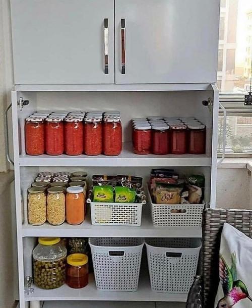 Мы в разных городах и в разных домах живем. 03