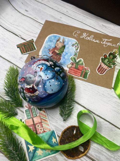 В этом году я сильно запаздываю с росписью новогодних игрушек, но исправляюсь и спешу порадовать всех вас! 02