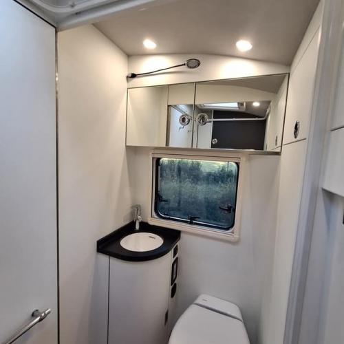 Индивидуальная планировка интерьера для этого Imagine Cell от 3C Cartier. 06