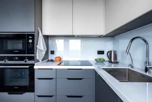 Эту квартиру дизайнер Полина Дементьева оформила для молодой семьи с годовалой дочкой. 01