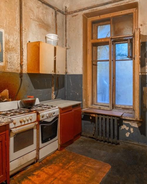 Яркии пример того, как дорого и стильно может выглядеть кухня в старом фонде! 03