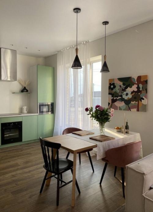 Вот такой вот интерьер в загородном доме домике на 90 кв. 04