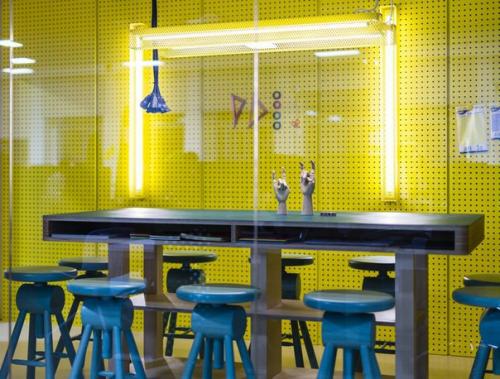 ИТ - офисы: стокгольмская штаб-квартира игровой студии King, создавшей Candy Crush Saga. 03