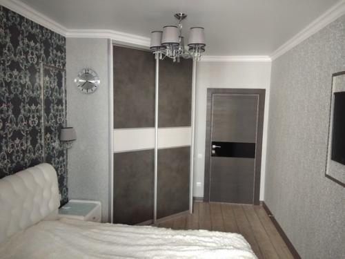 А в нашей квартире после грамотной перепланировки все поместилось.