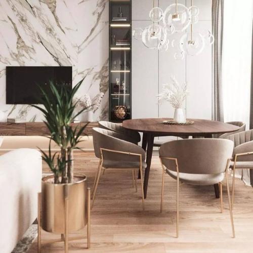 Современная классика с акцентными цветами и материалами в интерьере кухни - гостиной площадью 26 м. 02