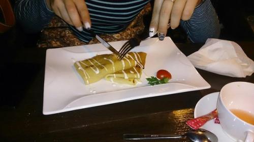 Хочу поделиться своими впечатлениями о новом кафе в центре города Sabayon. 06