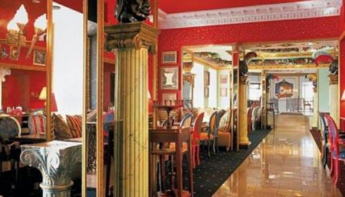 Китч - безвкусица или стёб? 04