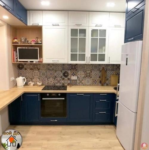 Просторная кухня. В современном стиле. 02