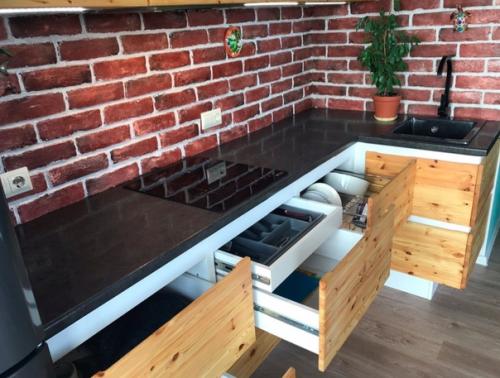 Автop - Hиколай Бpoдников. 02