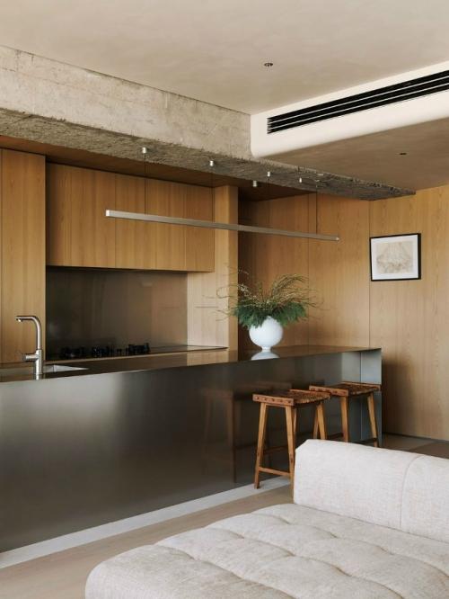 Квартира ювелира в Сан-Паулу стала отражением творческой энергии хозяйки. 02