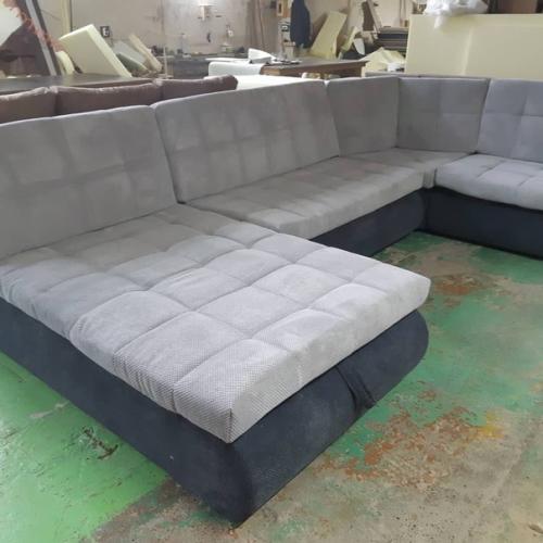 Огромный диван атланта, может использоваться, как центральный объект интерьера. 04