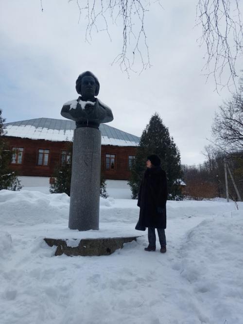 Тульские поэты оказались первыми экскурсантами музея - усадьбы Дворяниново после его радикального переоснащения. 08