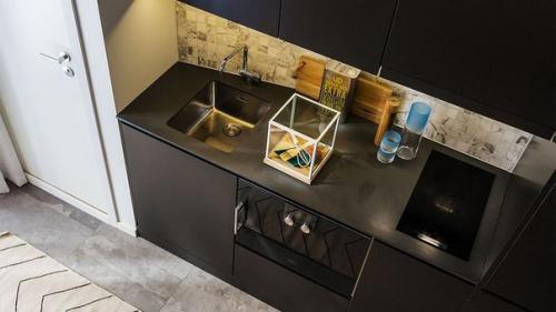 Крошечный интерьер, который ломает стериотипы о малогабаритках. 01