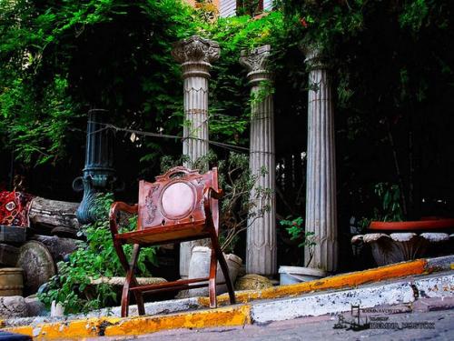 Хотите совершить небольшое путешествие во времени и увидеть, как жили в Стамбуле в начале прошлого века? 01