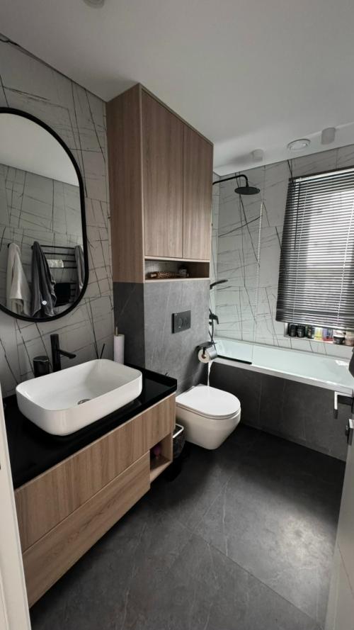 В продолжение предыдущего поста мы прикладываем фотографии интерьера дома по проекту Hasten - 121. 08