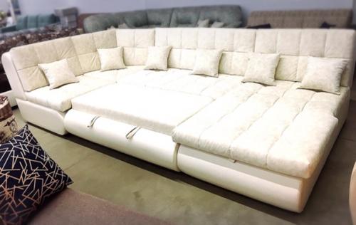 Огромный диван атланта, может использоваться, как центральный объект интерьера. 02