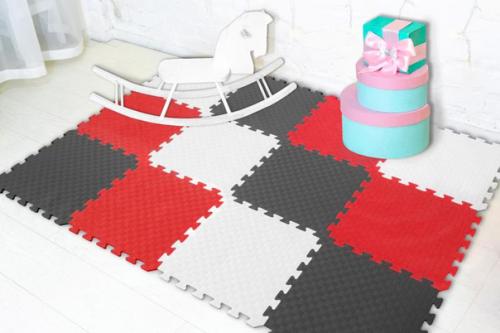 Модные ковры.  Почему-то принято считать, что уже прошло то время, когда интерьер квартиры украшали коврами. 05