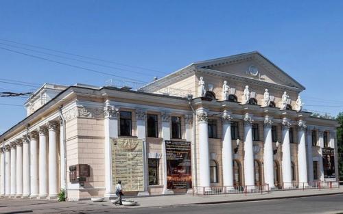 Зимний театр - театр имени М. горького. 09