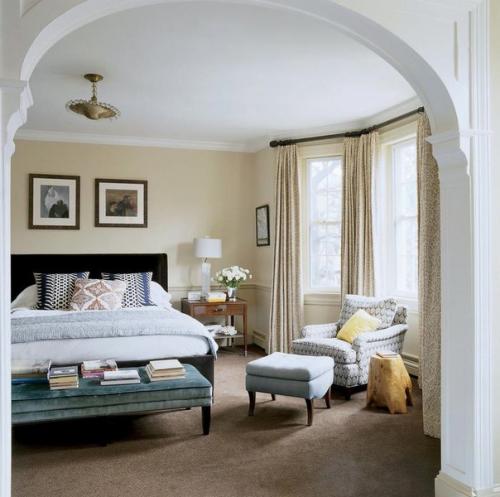 А тёмные тона пространство сужают. 03