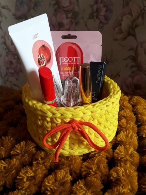 Корзинка из трикотажной пряжи. 02