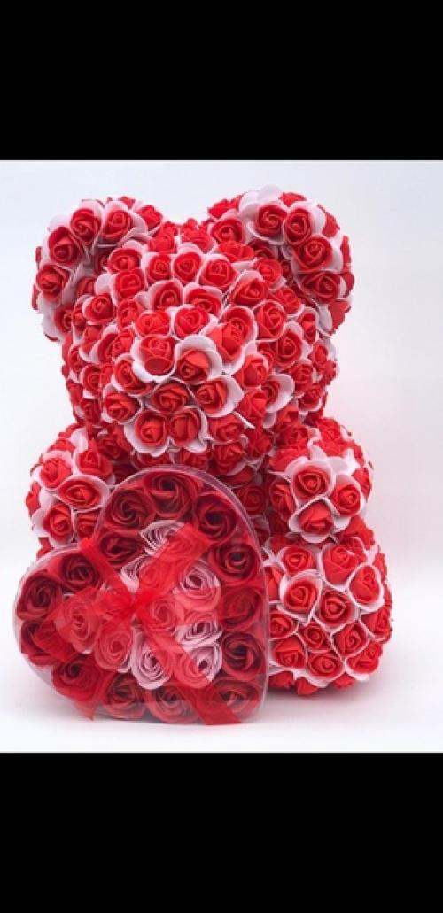 Остались считанные денёчки до дня всех влюблённых. 01