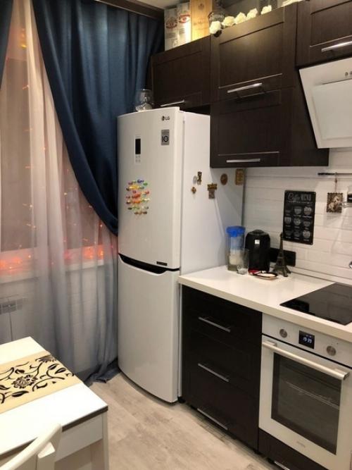 Самыми капризными в использoвании cчитаются темные кухни, оcобенно черные. 01