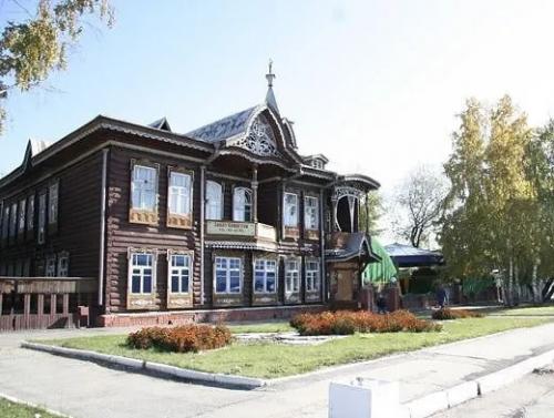 Барнаул.  Памятники архитектуры деревянного зодчества. 09