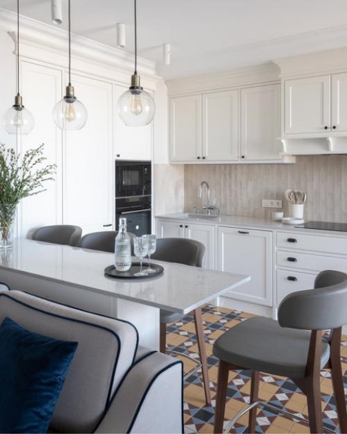 Владельцы этой квартиры в ближайшем Подмосковье -  семейная пара. 02