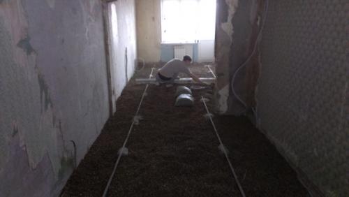 Кухню и ванну показывала. 03