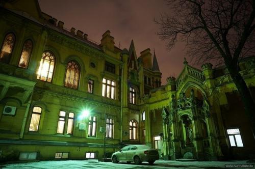 Дом кельха или пристанище юристов. 03