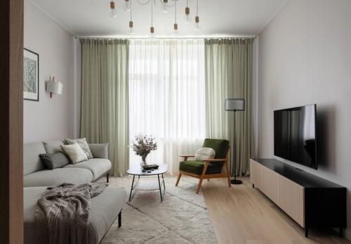 Уютный интерьер в сталинке для молодой пары. 02