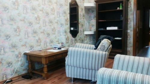 Как известно, я живу в очень интересной квартире. 01