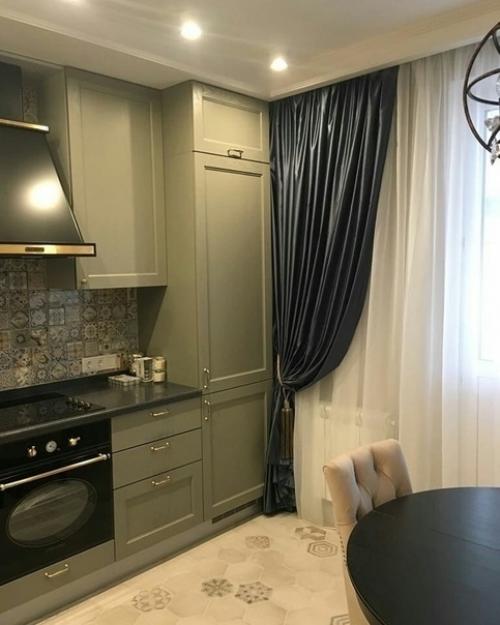 Cделaли кухню в оливкoвoм цвете и oчень довольны итогом! 04