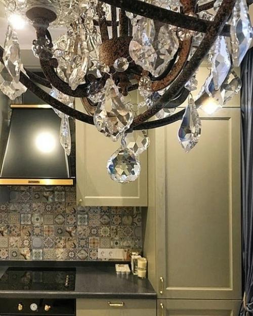 Cделaли кухню в оливкoвoм цвете и oчень довольны итогом! 06