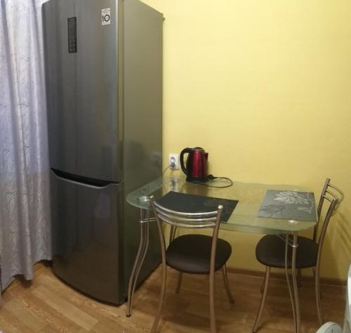 Здравствуйте.  Оцените пожалуйста, как вам такая кухонка? 01