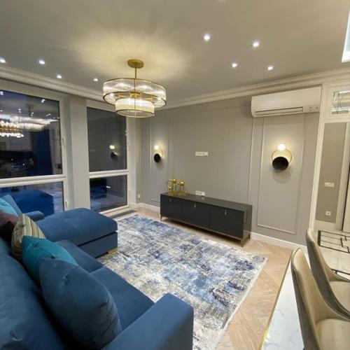 Считается, что панорамные окна - больше история про частые дома. 02