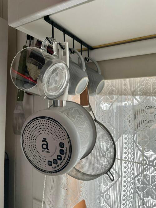 Кухня собранная своими силами на скандинавский мотив и уютные детали интерьера прекрасного модульного дома. 02