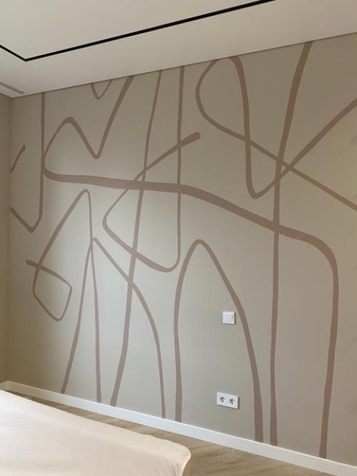 В росписи стен я различаю два основных направления - художественная роспись и интерьерная роспись. 02