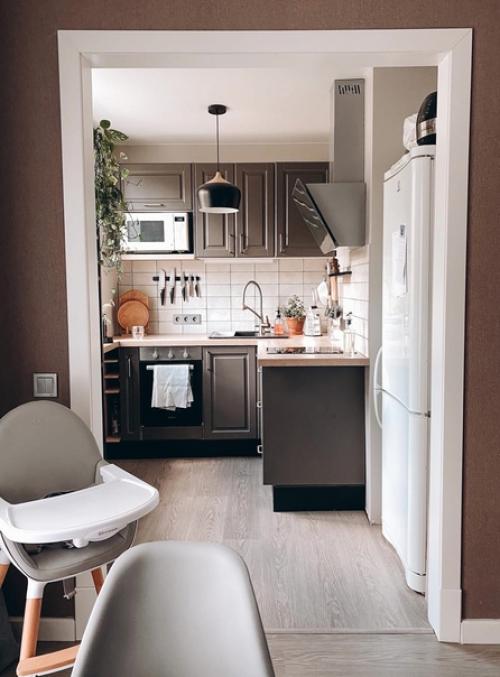 Небольшая кухня. В современном стиле. 04