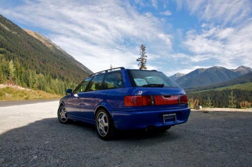 Audi RS2 Avant дебютировала в 1993 году. 05