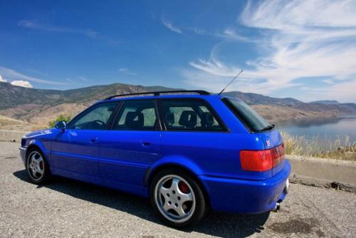Audi RS2 Avant дебютировала в 1993 году. 01