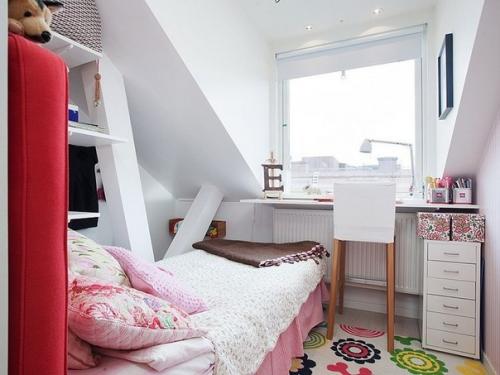 Для тех, у кого маленькая спальня. 03