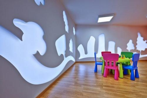 Детский сад в Греции: интерьер как часть игры. 09