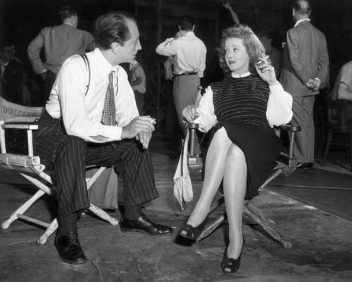 Сколько тут музыки, и какая же она влекущая и пронзающая! 06 Сколько тут музыки, и какая же она влекущая и пронзающая! 06