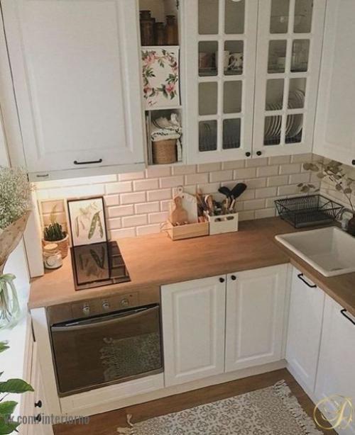 Как можно на кухне, которая меньше 5 кв. 02