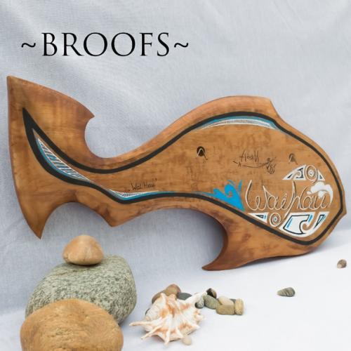 Приветствую!  Позвольте представить вам свою новую работу Wai Hau из древесины ольхи, украшенную росписью коренных народов новой Зеландии. 06